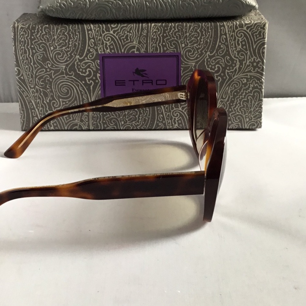 ETRO SUNGLASSES FOR WOMEN. - Picture 3 of 8
